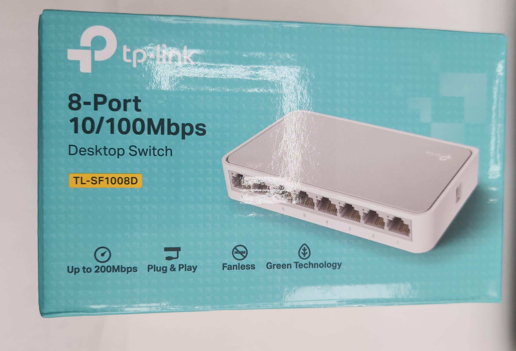 Desktop Switch 8-Port Ethernet Expansion for Home or Office